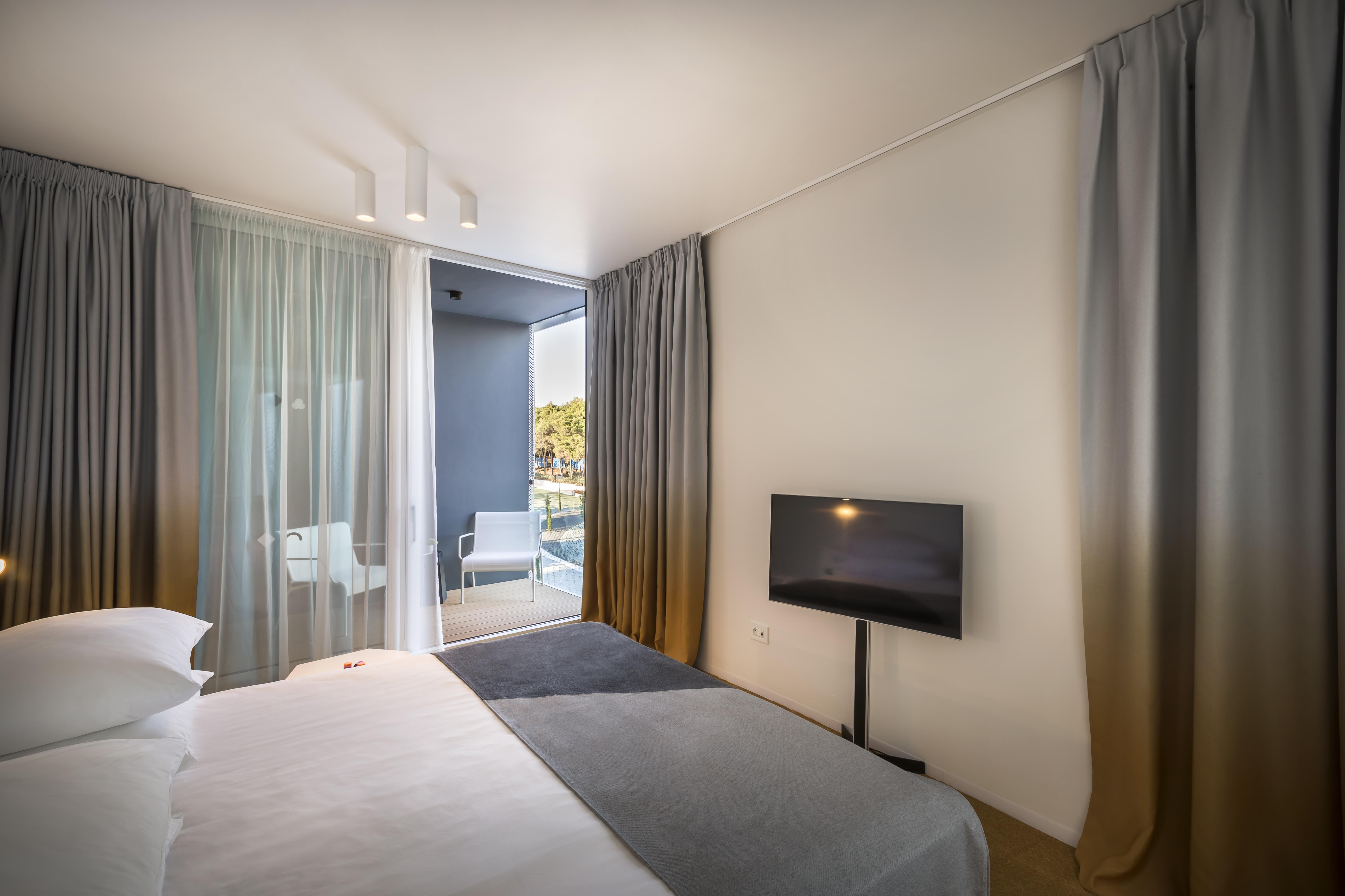 Maistra Select Family Hotel Amarin Rovinj Exterior photo