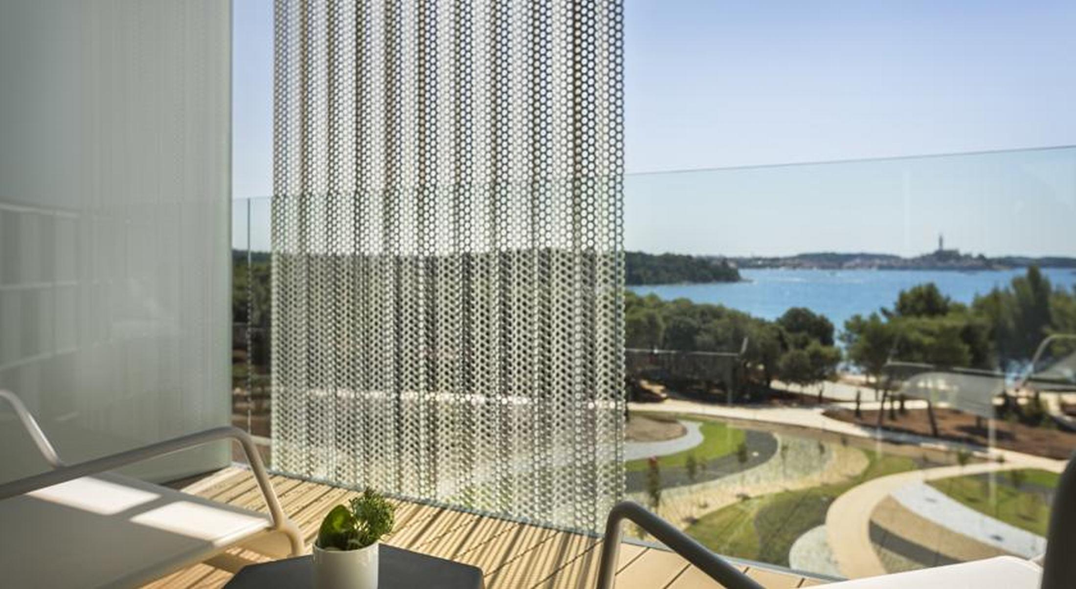 Maistra Select Family Hotel Amarin Rovinj Exterior photo